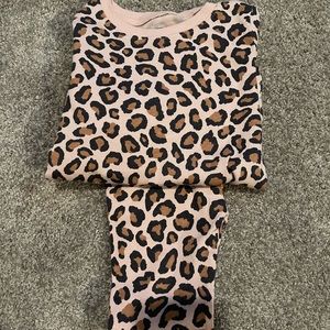 Girls leopard pajamas